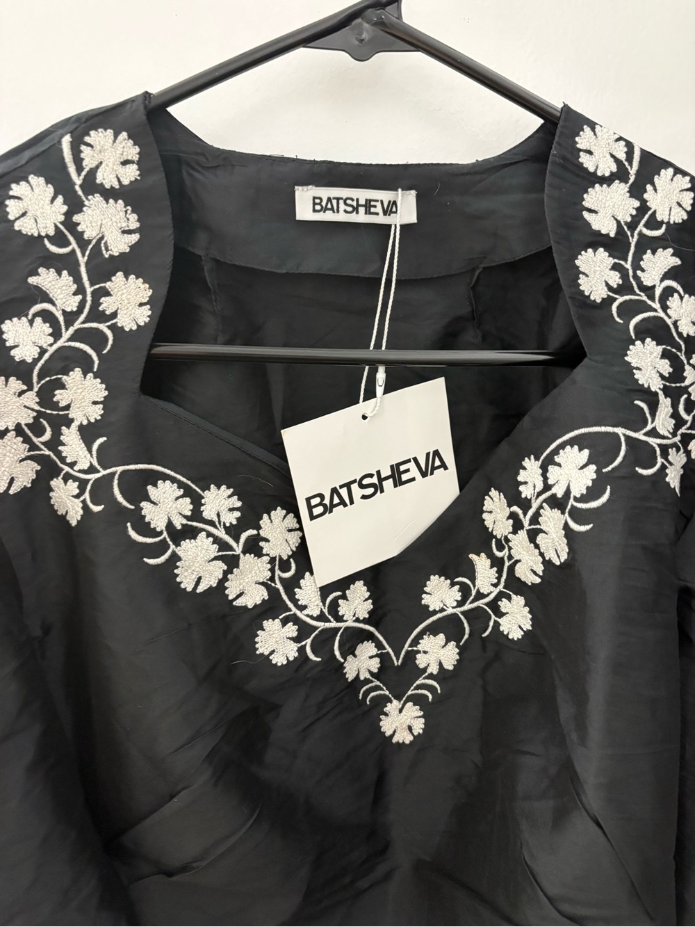BATSHEVA puff sleeve top - Picture 8 of 11
